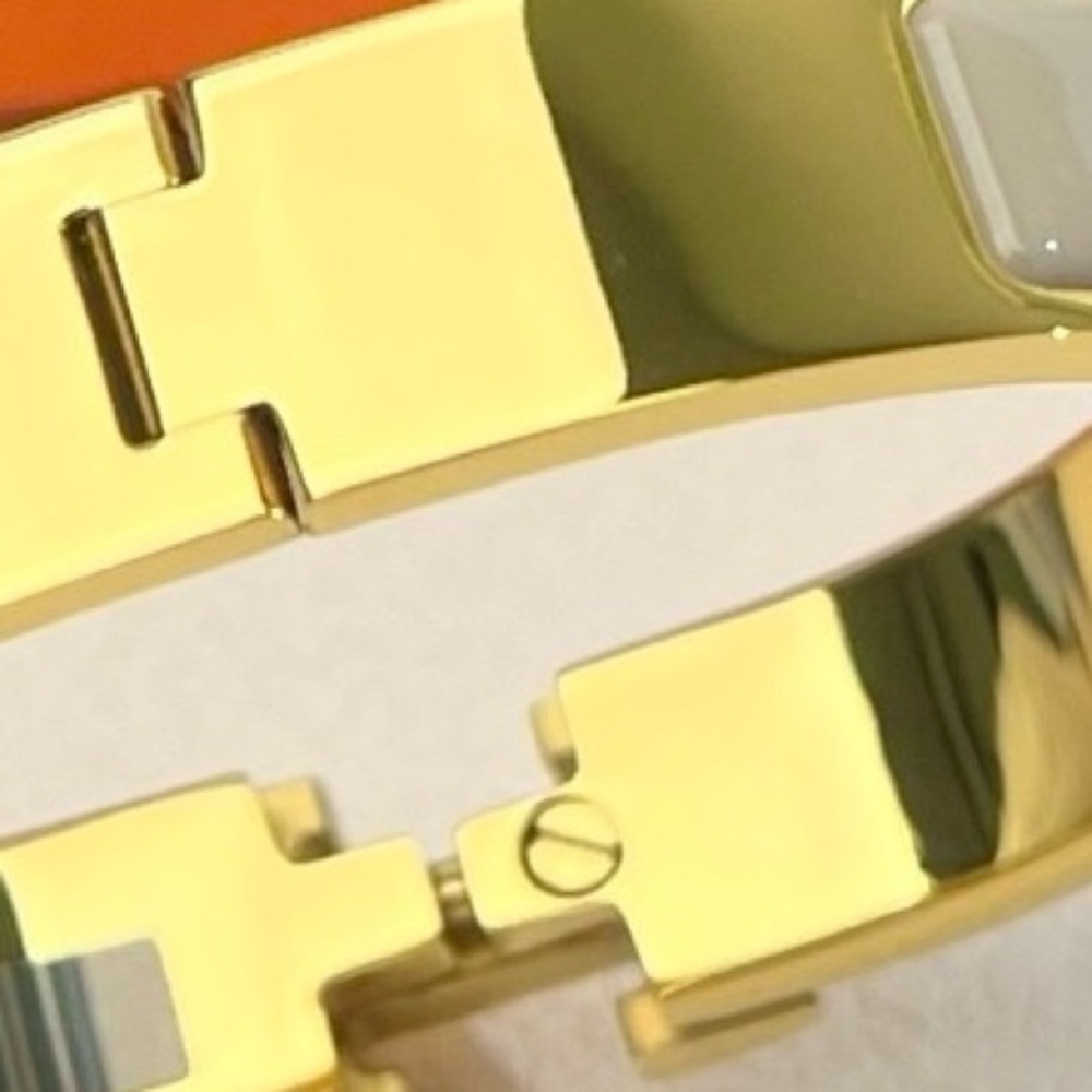 New Clic H Bracelet gold plated stainless steel in various enamel colors - Picture 10 of 12